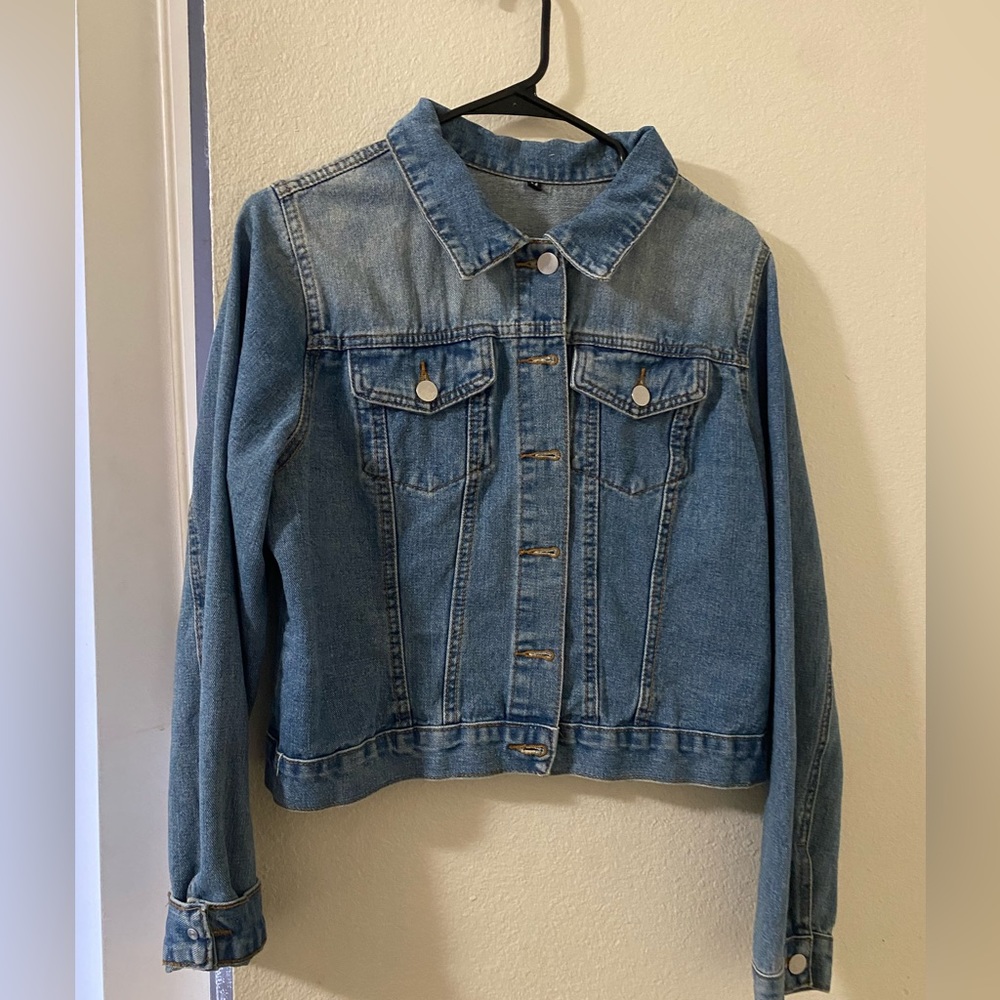 Women’s jean jacket